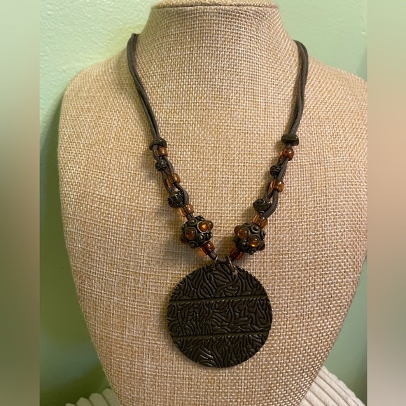 Jewelry - Boho orange bead and metal disc necklace